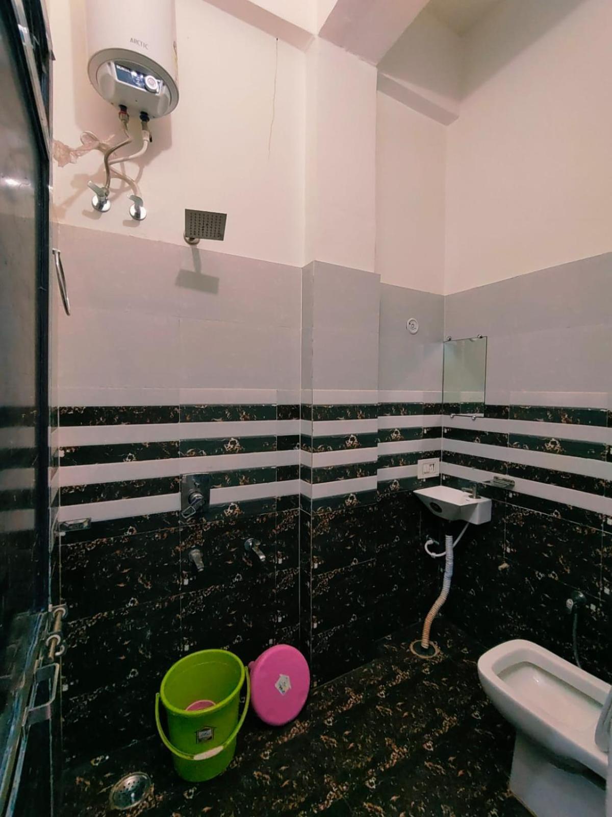 Kaka Guest House Ayodhya エクステリア 写真
